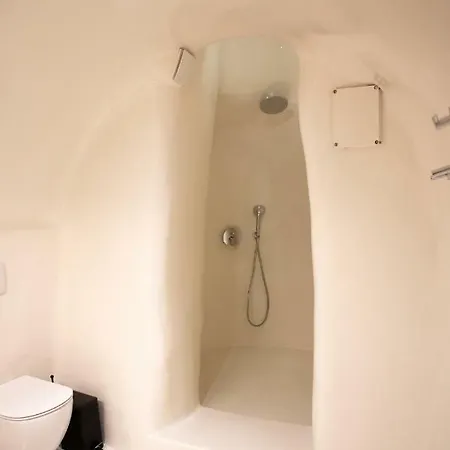 Aleria Luxury Cave Santorini