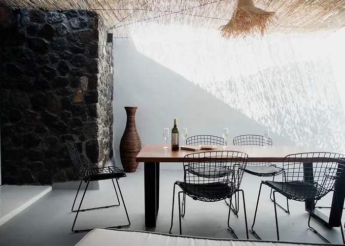 Aleria Luxury Cave Santorini * Éxo Goniá