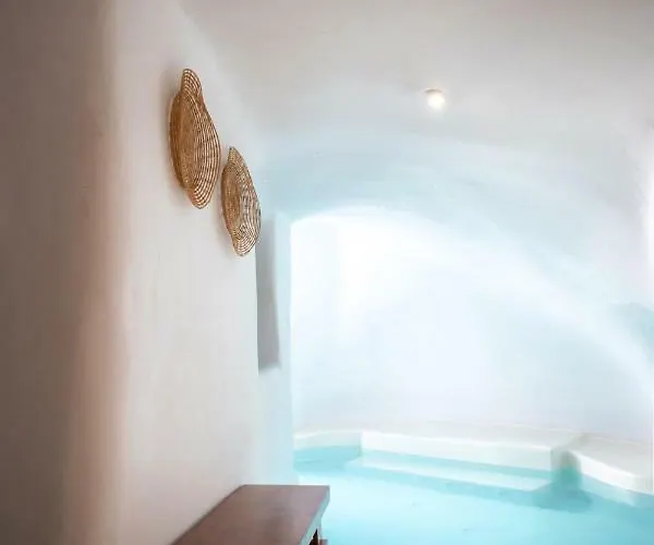 Aleria Luxury Cave Santorini Hébergement de vacances Éxo Goniá