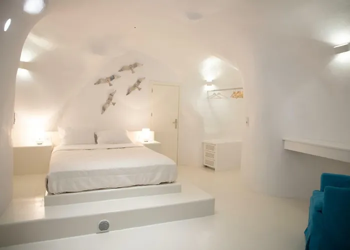 Aleria Luxury Cave Santorini Hébergement de vacances Éxo Goniá